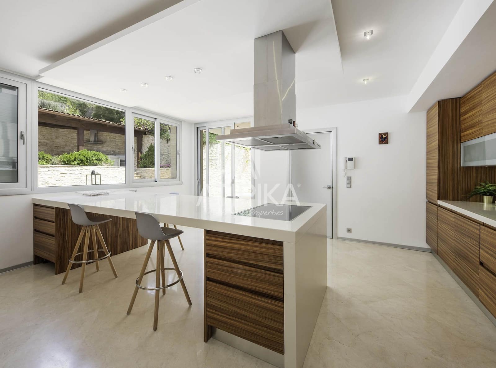 6 soveværelse Villa til salg i Cabrils med swimmingpool - € 4.200.000 (Ref: 7187424)