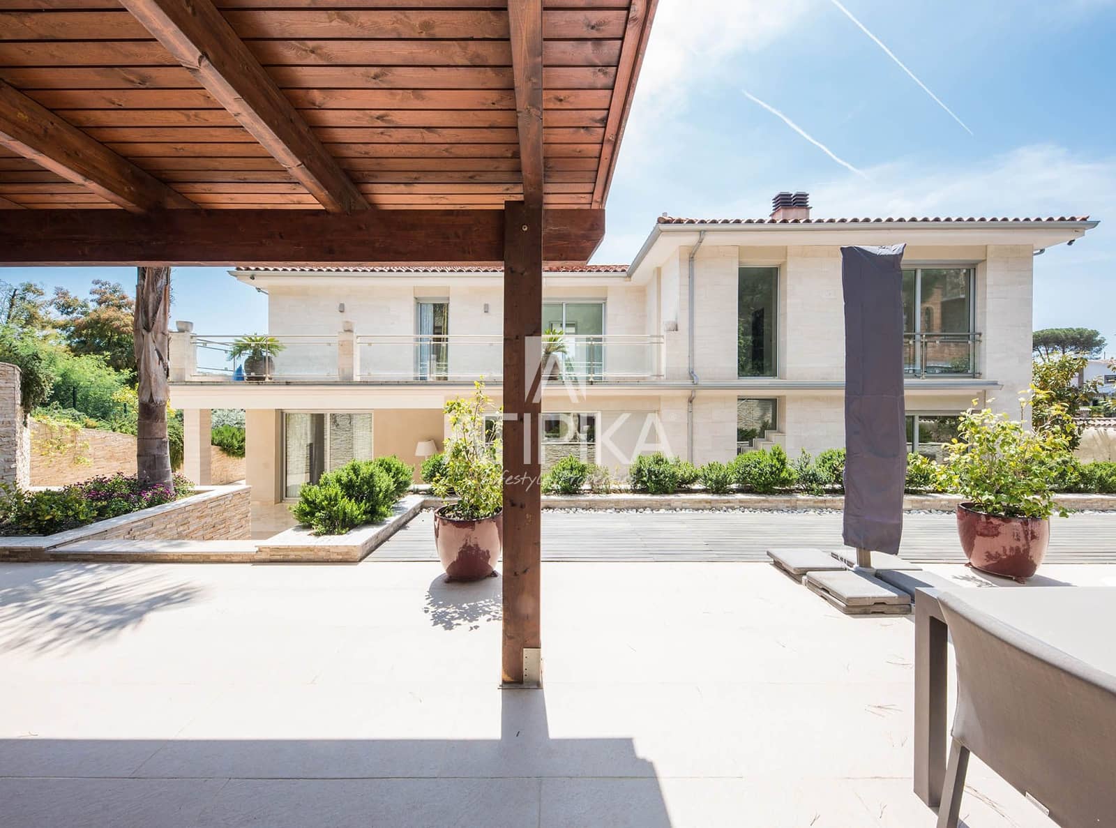 6 soveværelse Villa til salg i Cabrils med swimmingpool - € 4.200.000 (Ref: 7187424)