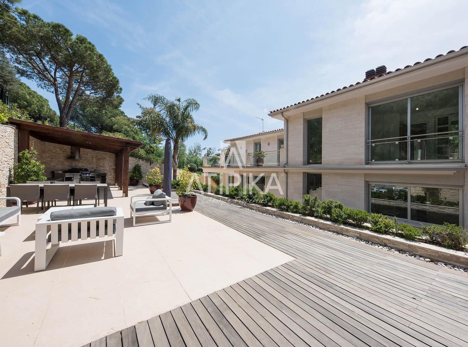 6 soveværelse Villa til salg i Cabrils med swimmingpool - € 4.200.000 (Ref: 7187424)