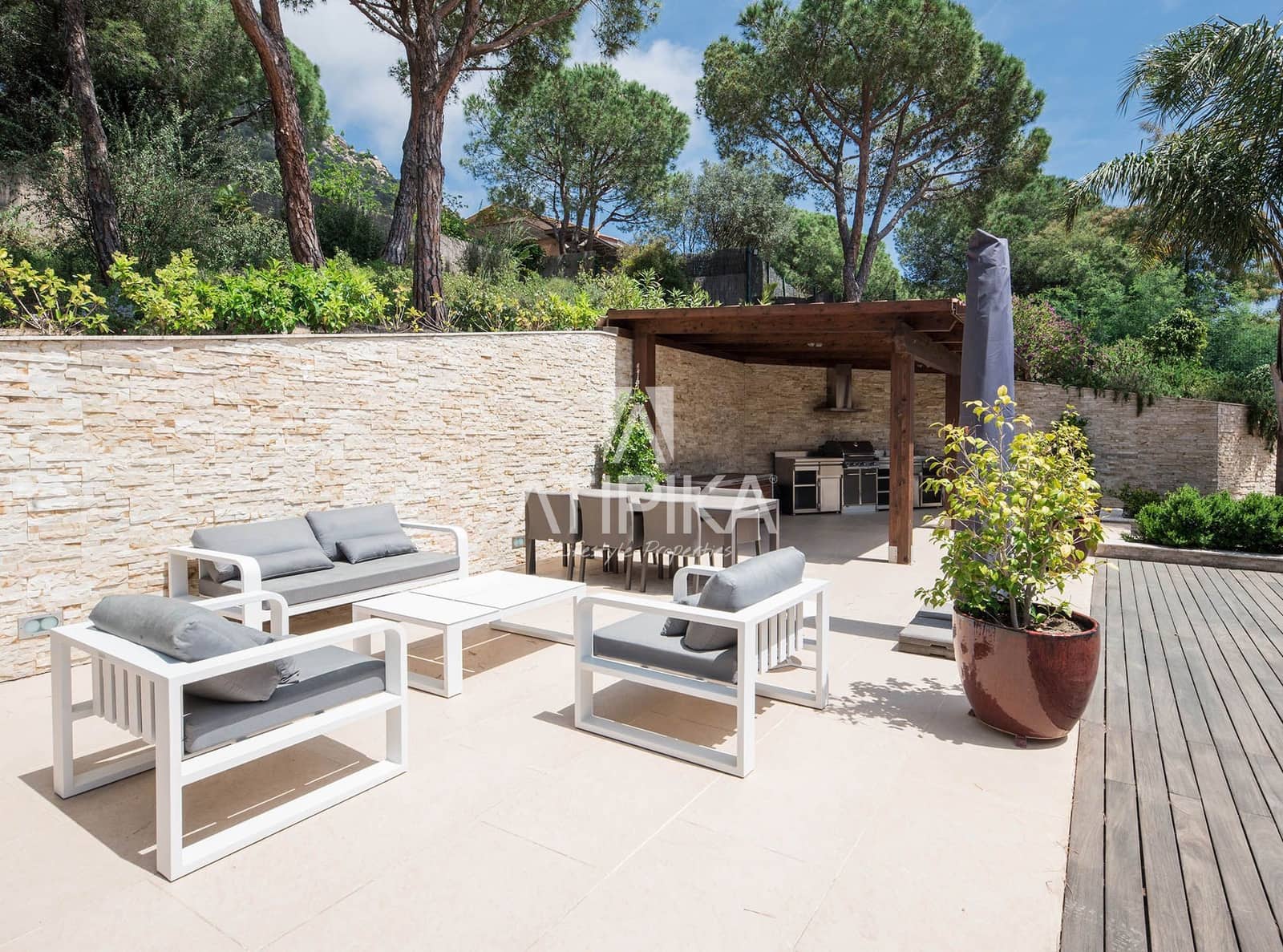 6 soveværelse Villa til salg i Cabrils med swimmingpool - € 4.200.000 (Ref: 7187424)