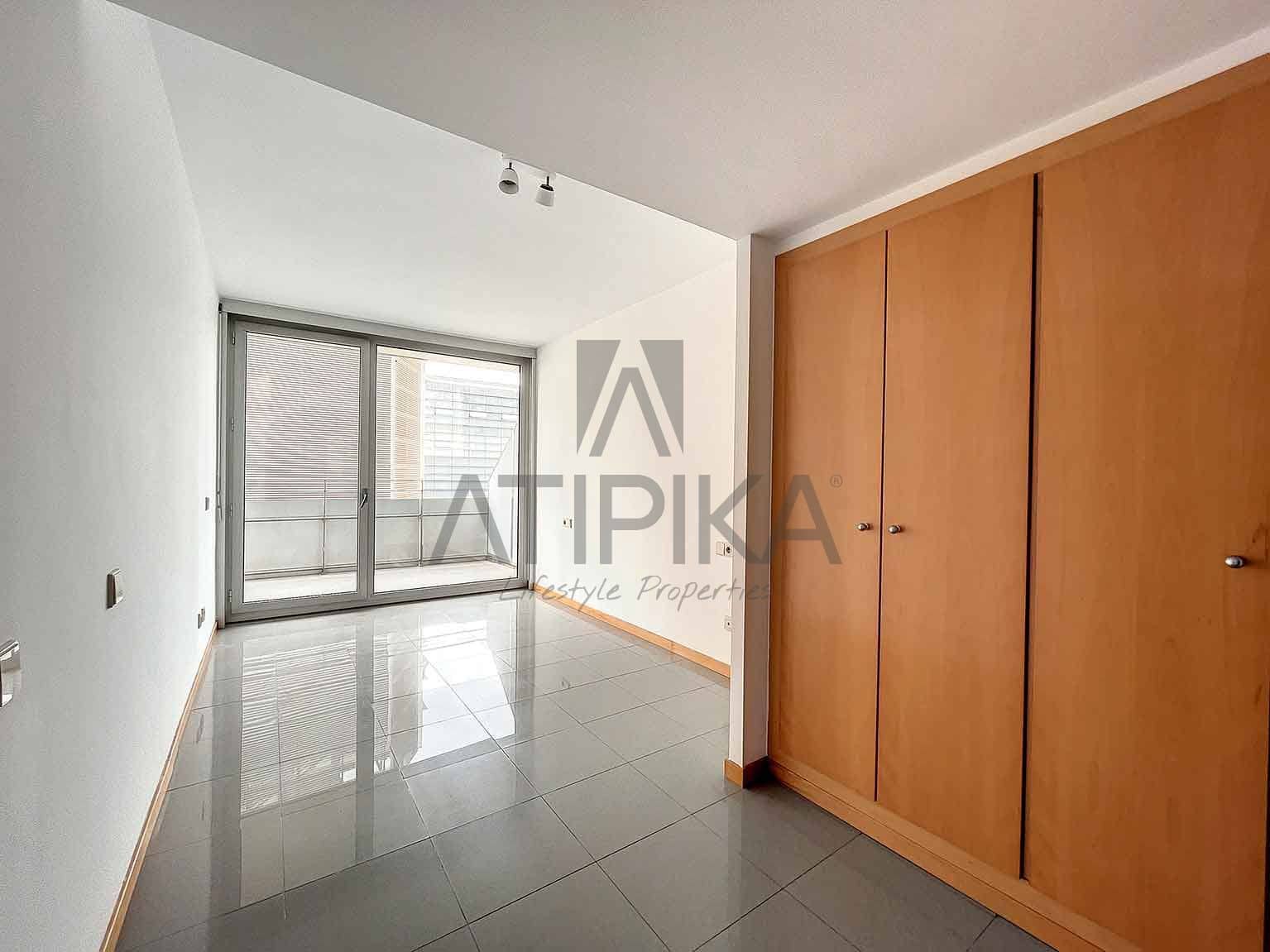 1 bedroom Apartment for sale in Barcelona city with pool - € 549,000 (Ref: 7237743)