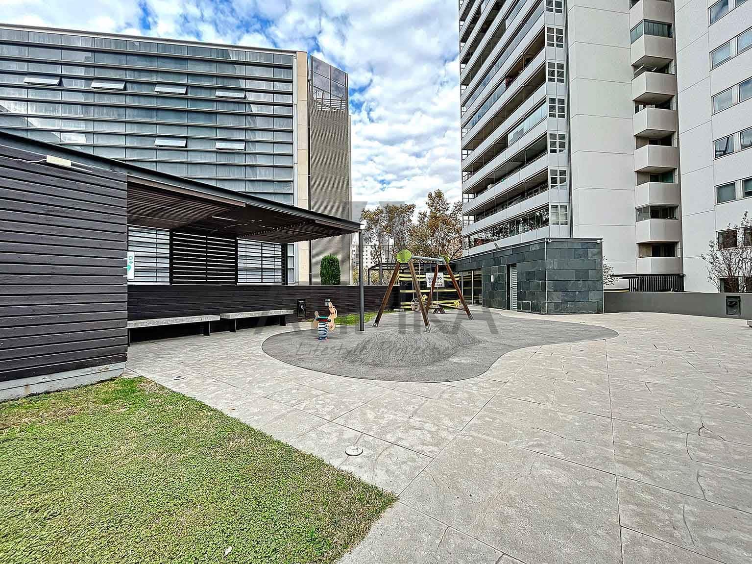 1 bedroom Apartment for sale in Barcelona city with pool - € 549,000 (Ref: 7237743)