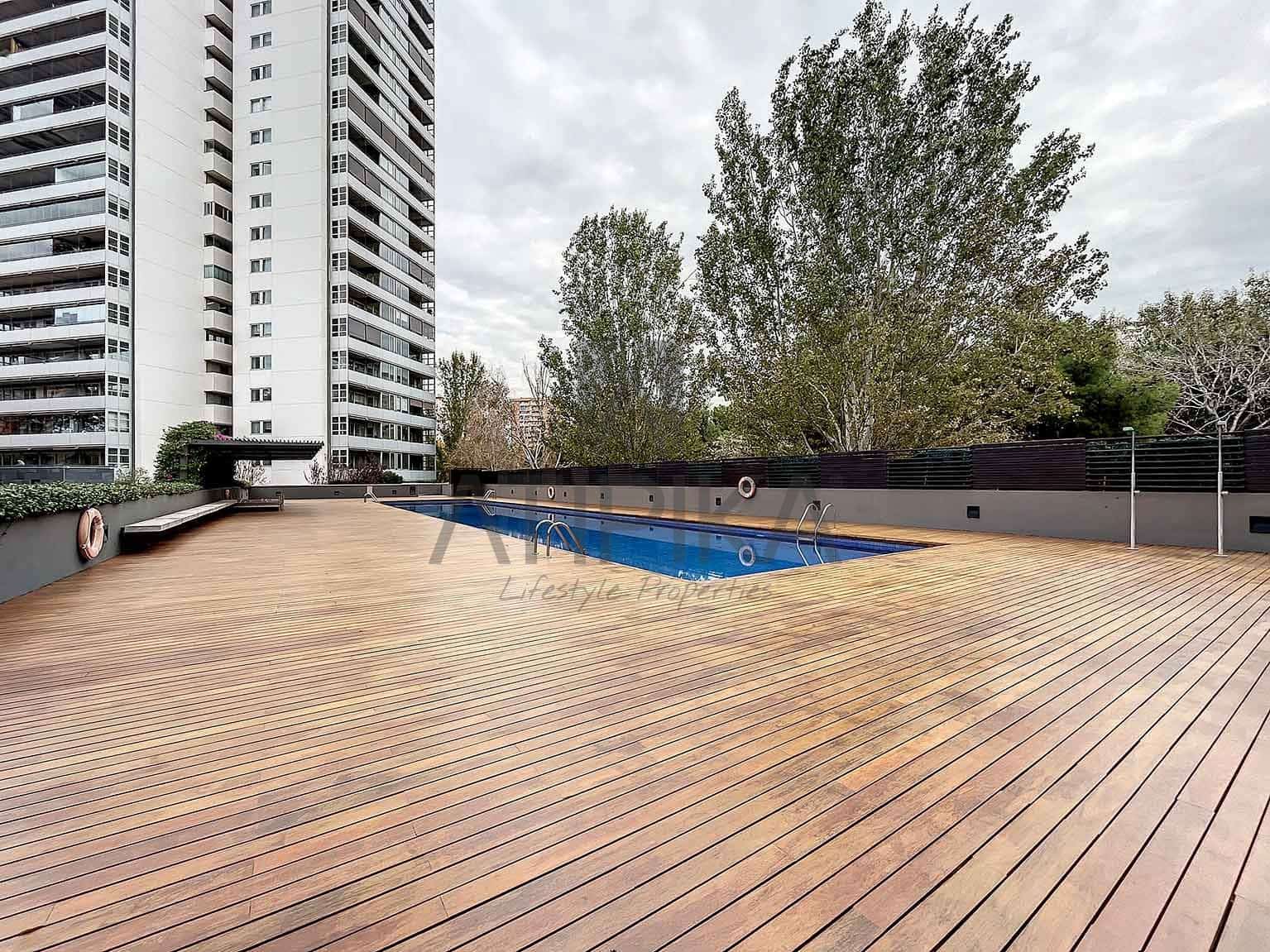 1 bedroom Apartment for sale in Barcelona city with pool - € 549,000 (Ref: 7237743)