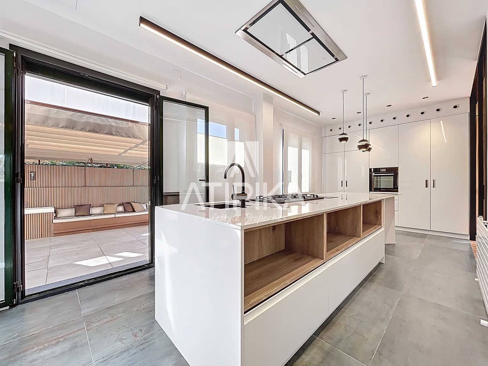 6 soveværelse Villa til leje i Sitges med swimmingpool - € 8.000 (Ref: 7249265)