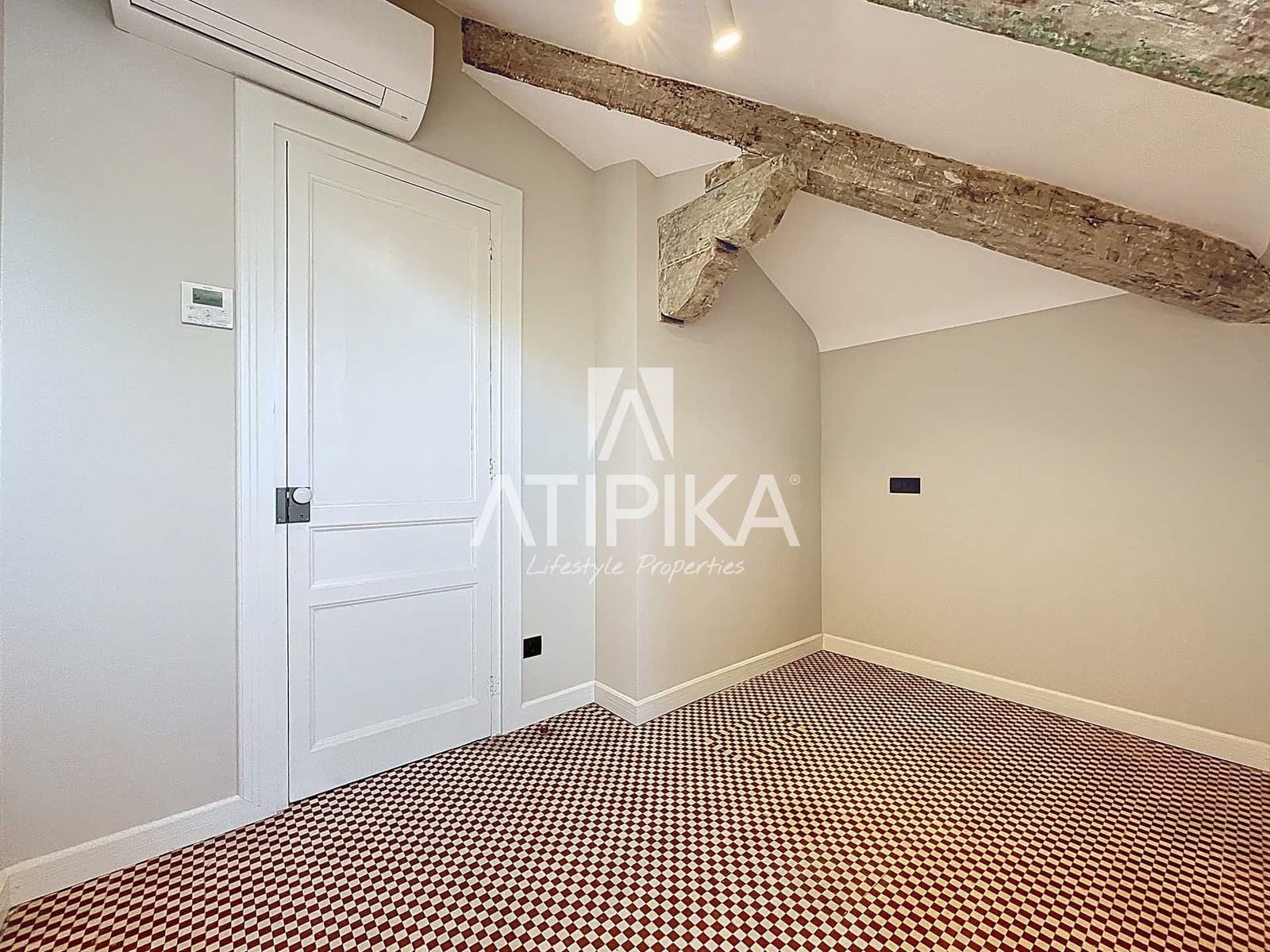 6 soveværelse Villa til leje i Sitges med swimmingpool - € 8.000 (Ref: 7249265)