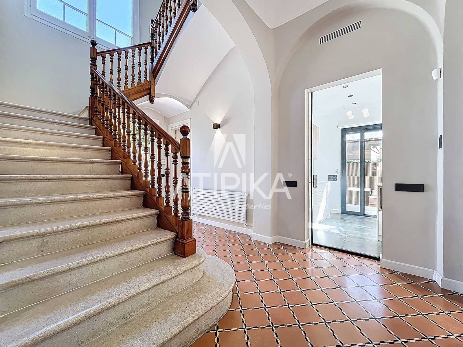 6 soveværelse Villa til leje i Sitges med swimmingpool - € 8.000 (Ref: 7249265)