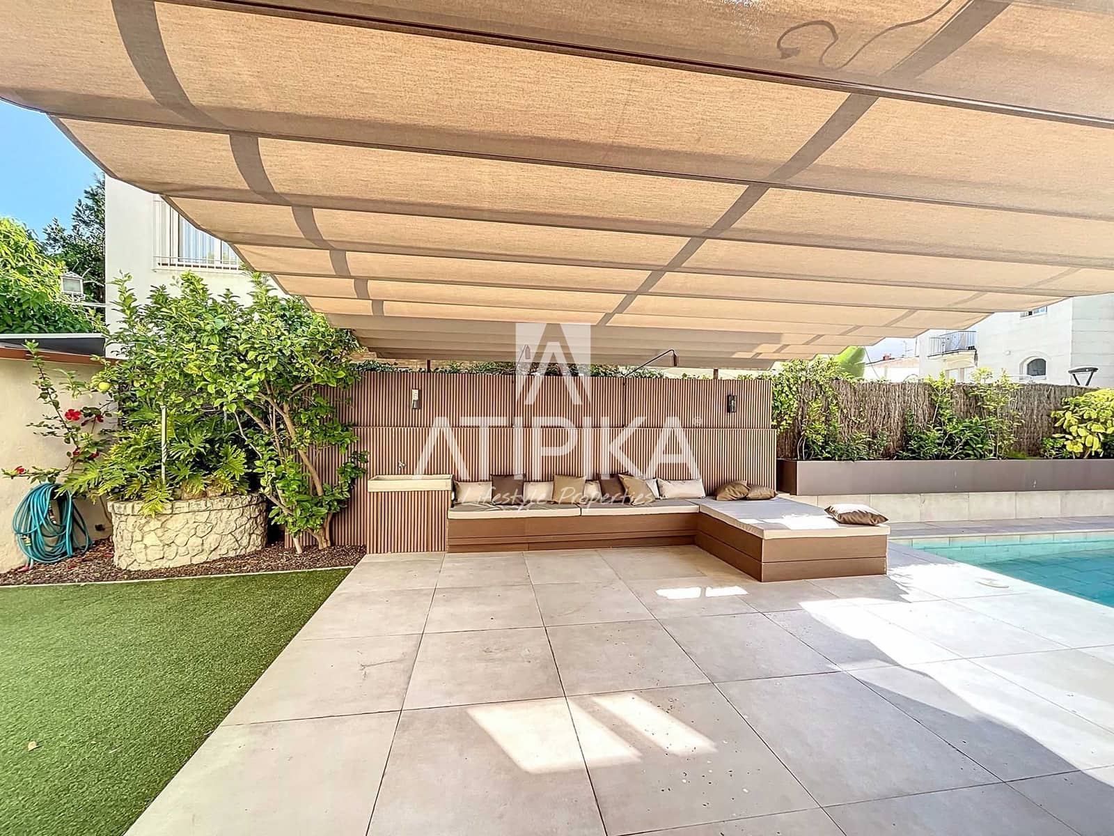 6 soveværelse Villa til leje i Sitges med swimmingpool - € 8.000 (Ref: 7249265)