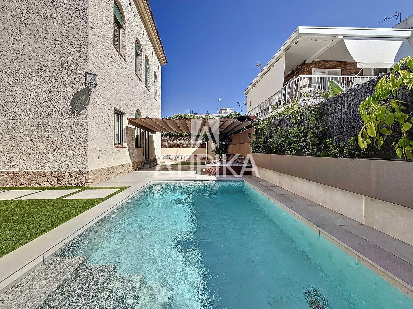 6 soveværelse Villa til leje i Sitges med swimmingpool - € 8.000 (Ref: 7249265)