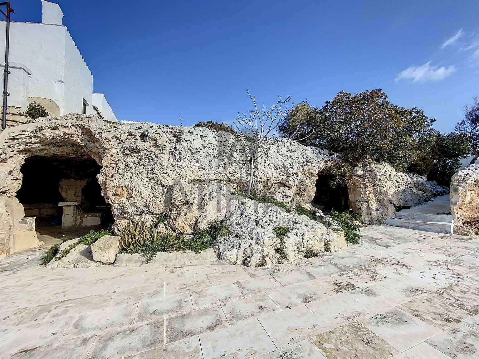 6 soveværelse Finca/Landehus til salg i Alayor / Alaior med swimmingpool - € 5.800.000 (Ref: 7376756)