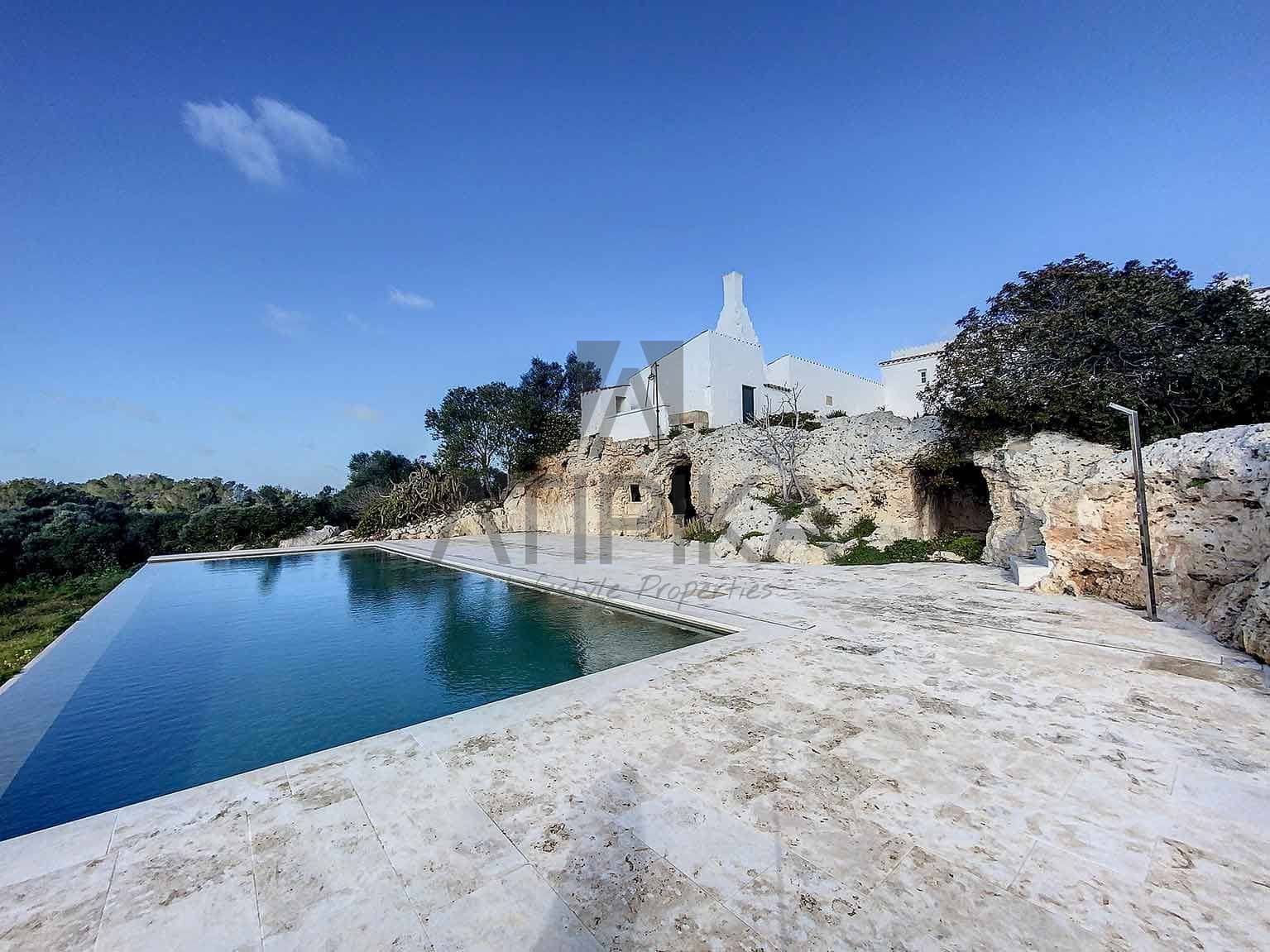6 soveværelse Finca/Landehus til salg i Alayor / Alaior med swimmingpool - € 5.800.000 (Ref: 7376756)