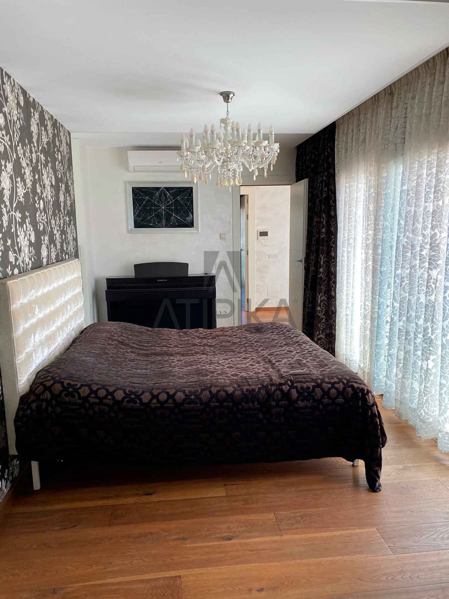 5 soveværelse Villa til salg i Premia de Dalt med swimmingpool - € 986.000 (Ref: 7423878)