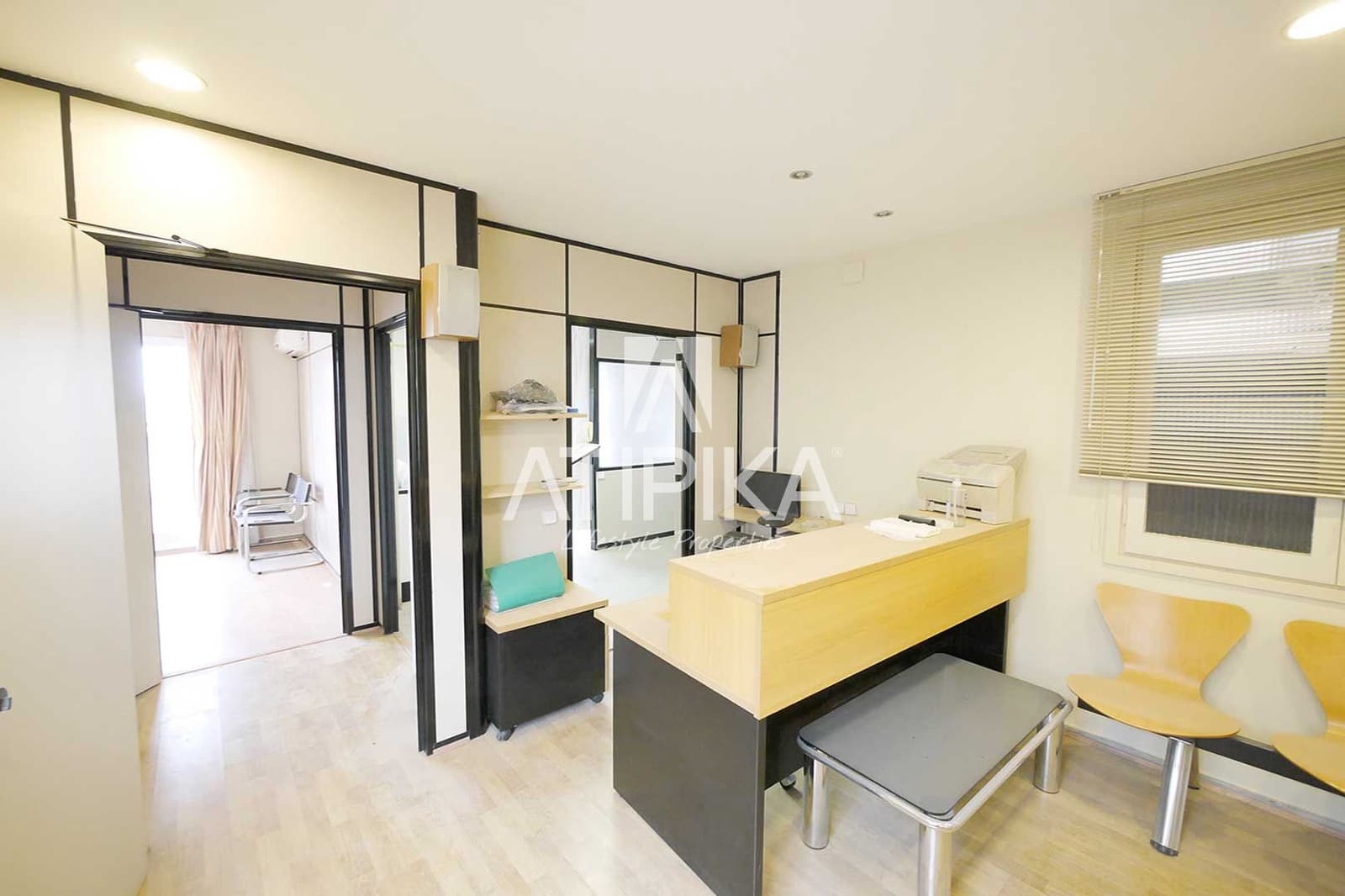 3 soveværelse Kontor til leje i Barcelona by - € 2.750 (Ref: 7453824)