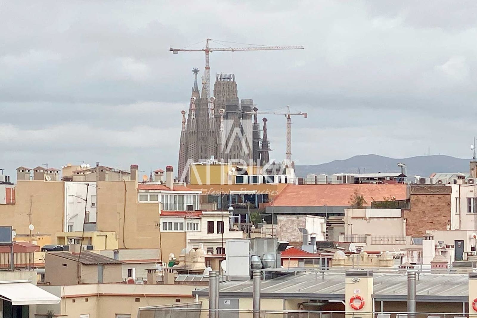 3 soveværelse Kontor til leje i Barcelona by - € 2.750 (Ref: 7453824)