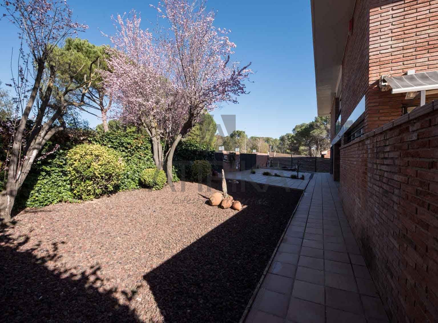 7 soveværelse Villa til salg i Sant Quirze del Valles med swimmingpool - € 1.250.000 (Ref: 7472592)