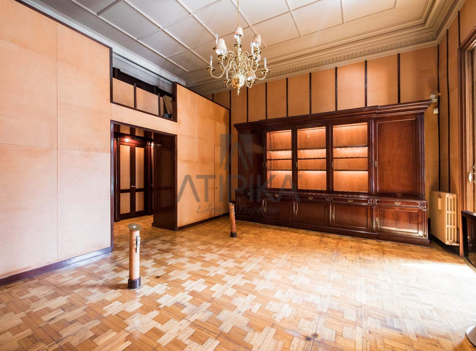 Kontor til salg i Barcelona by - € 13.800.000 (Ref: 7476887)