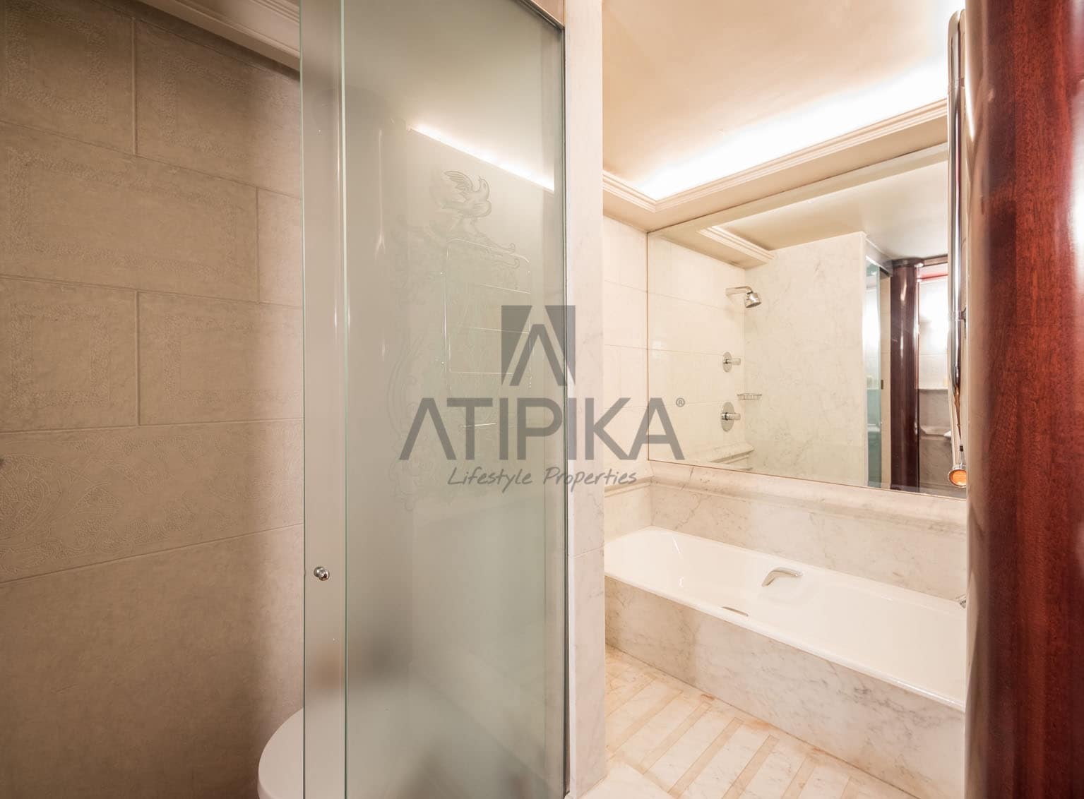 Kontor til salg i Barcelona by - € 13.800.000 (Ref: 7476887)