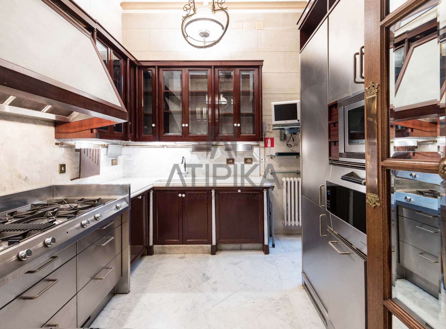 Kontor til salg i Barcelona by - € 13.800.000 (Ref: 7476887)