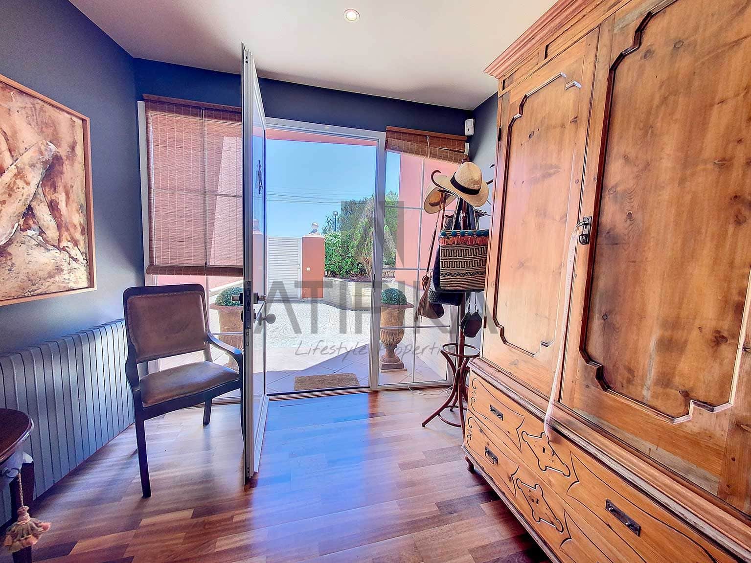 10 soverom Villa til salgs i Punta Prima med svømmebasseng - € 3 695 000 (Ref: 7499876)