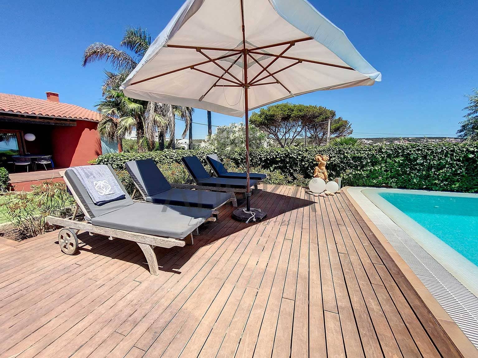 10 soverom Villa til salgs i Punta Prima med svømmebasseng - € 3 695 000 (Ref: 7499876)