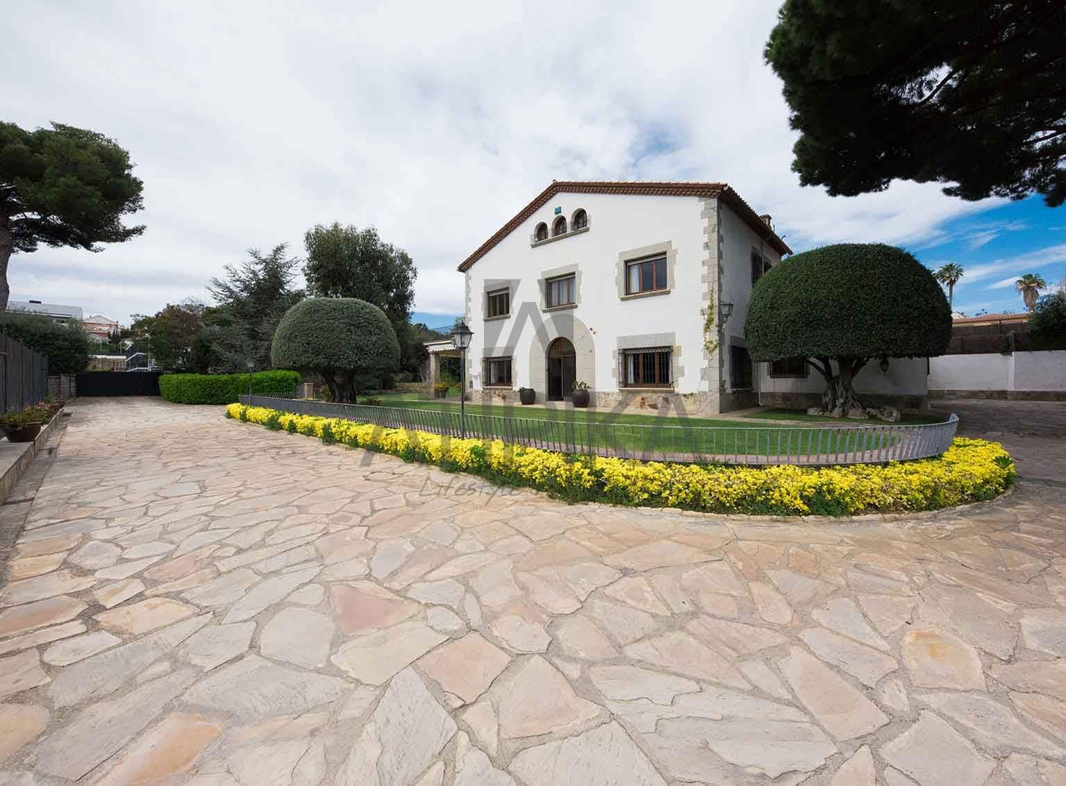 6 soveværelse Villa til salg i Sant Andreu de Llavaneres - € 1.950.000 (Ref: 7537031)