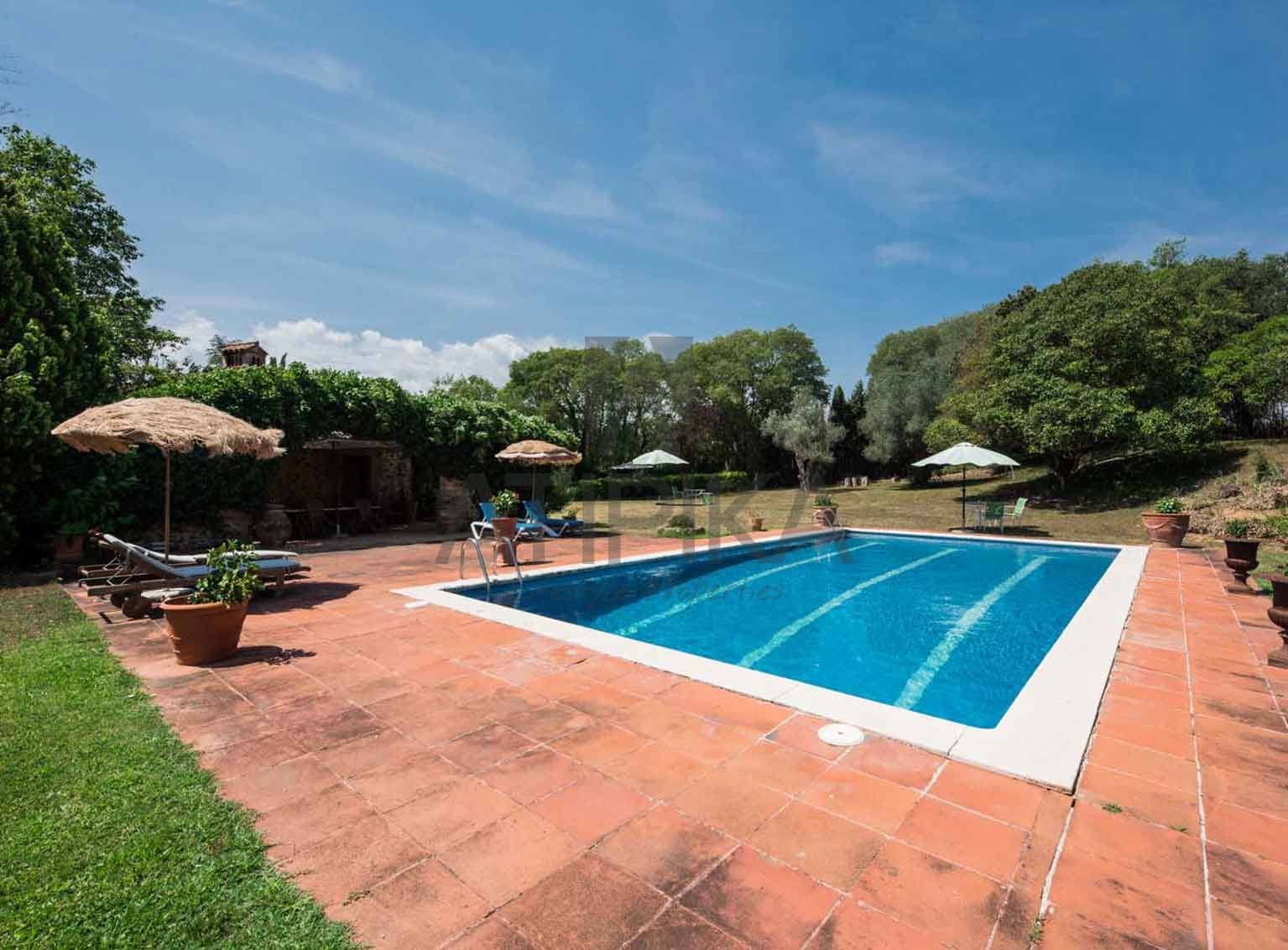 8 soveværelse Finca/Landehus til salg i Corca med swimmingpool - € 3.200.000 (Ref: 7659322)