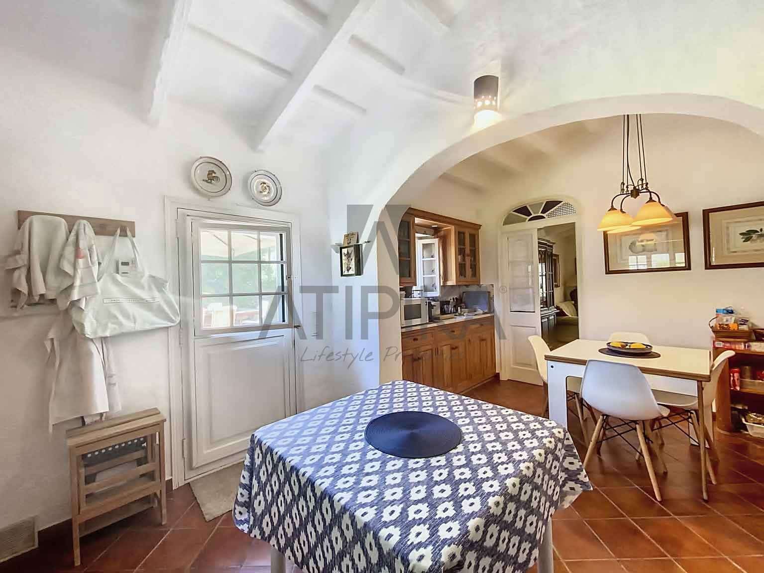 6 soveværelse Finca/Landehus til salg i S'Uestra med swimmingpool - € 990.000 (Ref: 7672153)