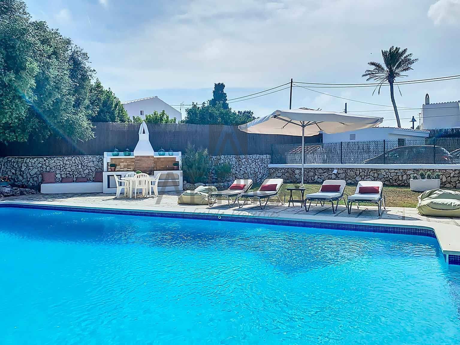 6 soveværelse Finca/Landehus til salg i S'Uestra med swimmingpool - € 990.000 (Ref: 7672153)