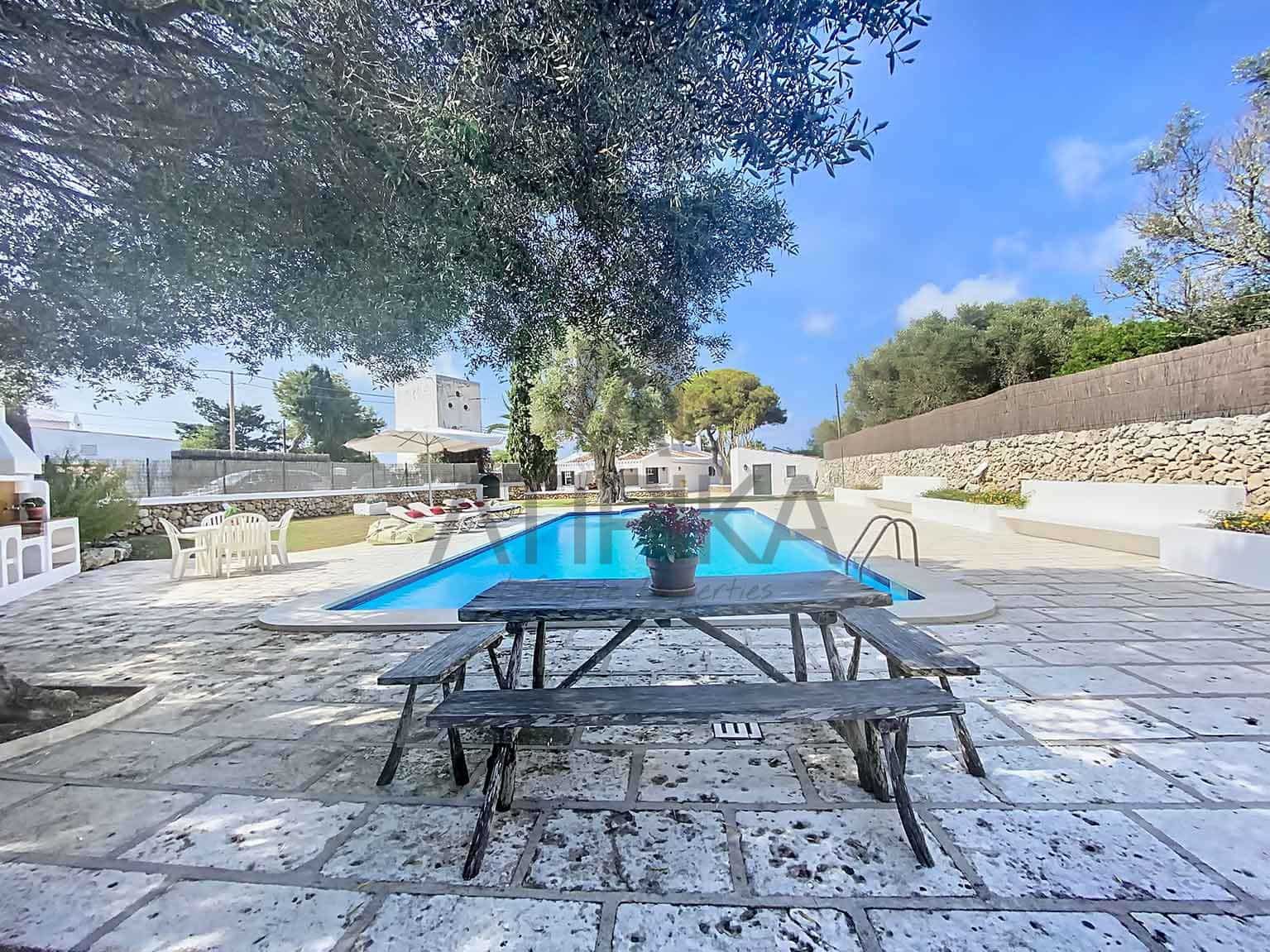 6 soveværelse Finca/Landehus til salg i S'Uestra med swimmingpool - € 990.000 (Ref: 7672153)