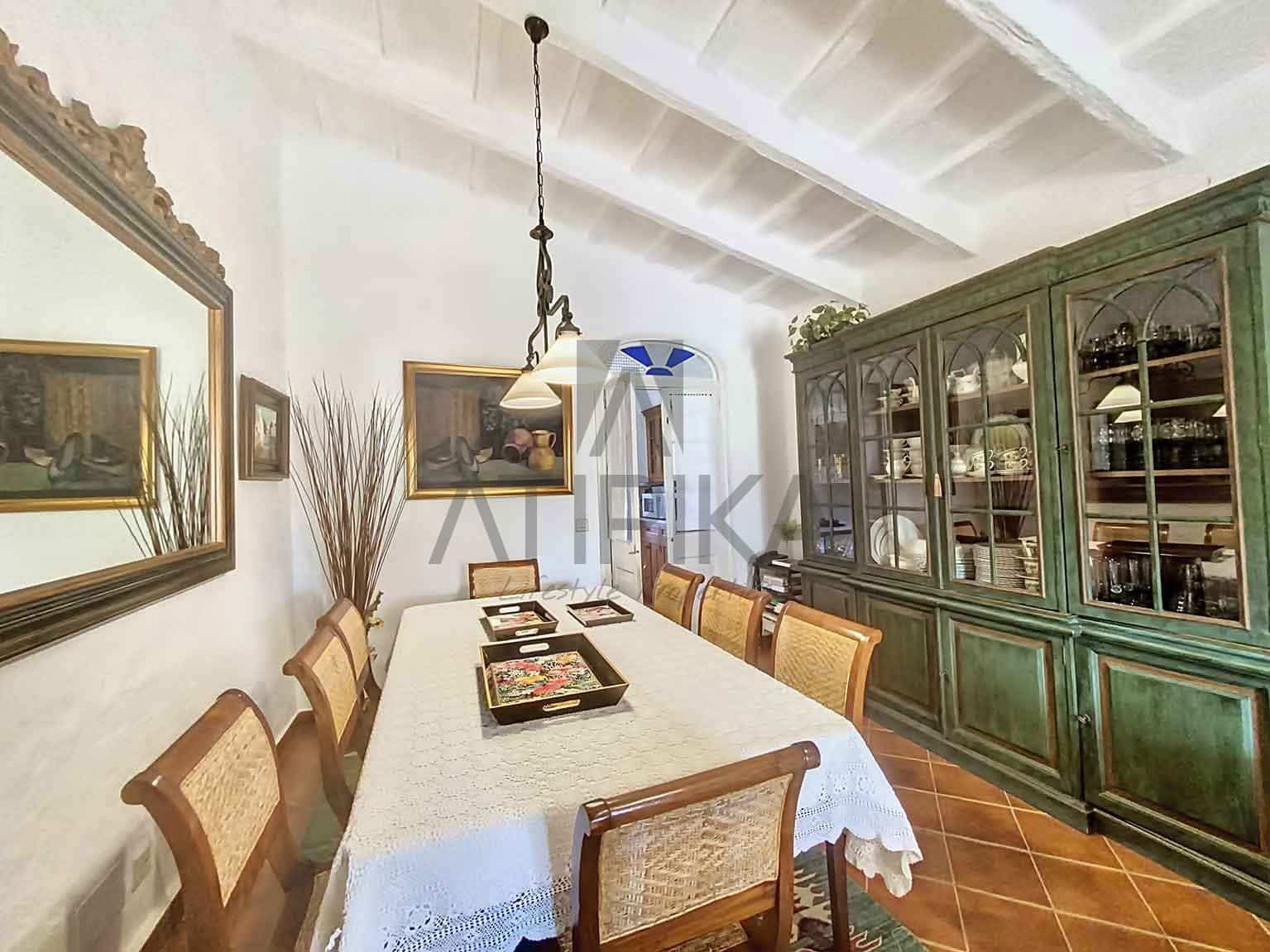 6 soveværelse Finca/Landehus til salg i S'Uestra med swimmingpool - € 990.000 (Ref: 7672153)