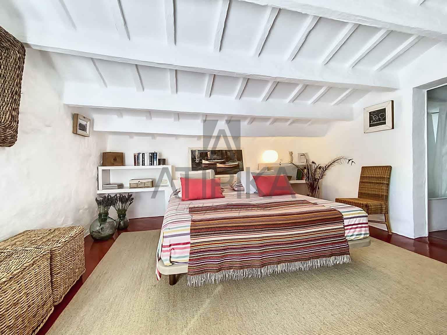 6 soveværelse Finca/Landehus til salg i S'Uestra med swimmingpool - € 990.000 (Ref: 7672153)