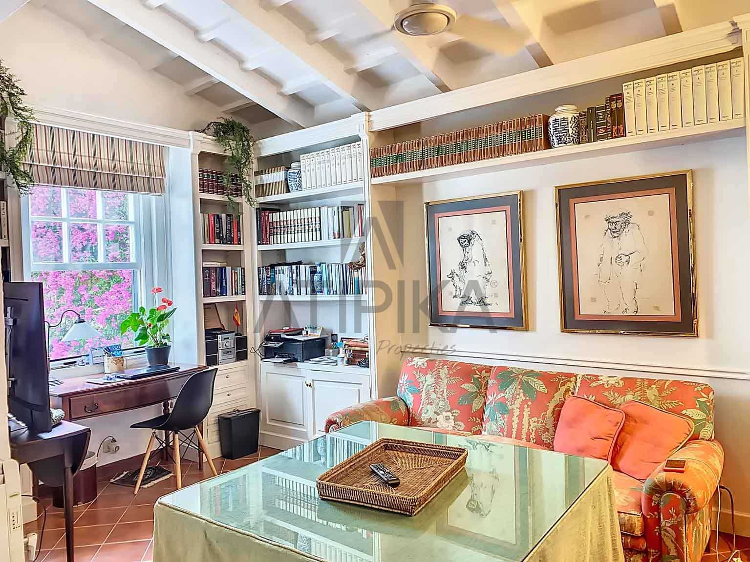 6 soveværelse Finca/Landehus til salg i S'Uestra med swimmingpool - € 990.000 (Ref: 7672153)