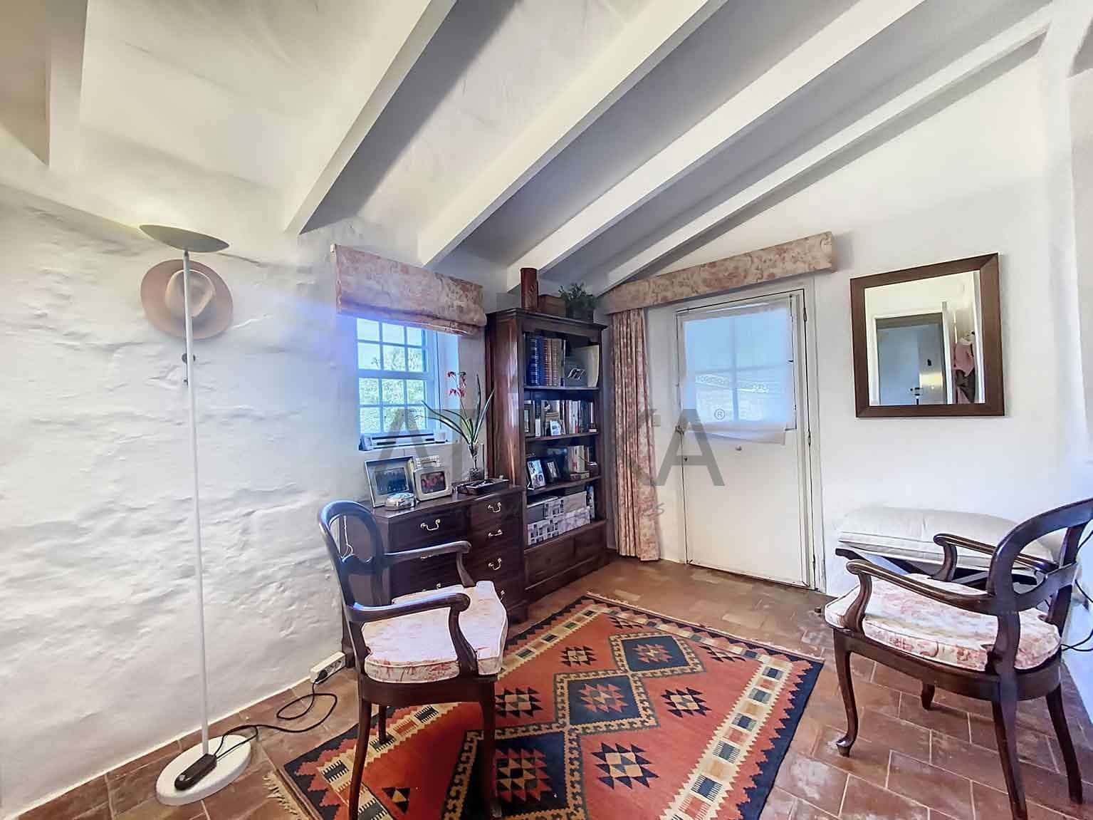 6 soveværelse Finca/Landehus til salg i S'Uestra med swimmingpool - € 990.000 (Ref: 7672153)