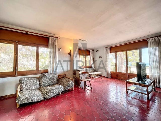 4 sovrum Villa till salu i Castelldefels med pool - 1 095 000 € (Ref: 7695142)