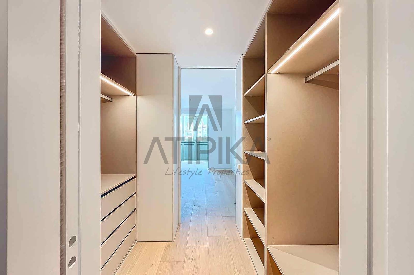 2 bedroom Apartment for sale in Barcelona city - € 1,890,000 (Ref: 7857433)