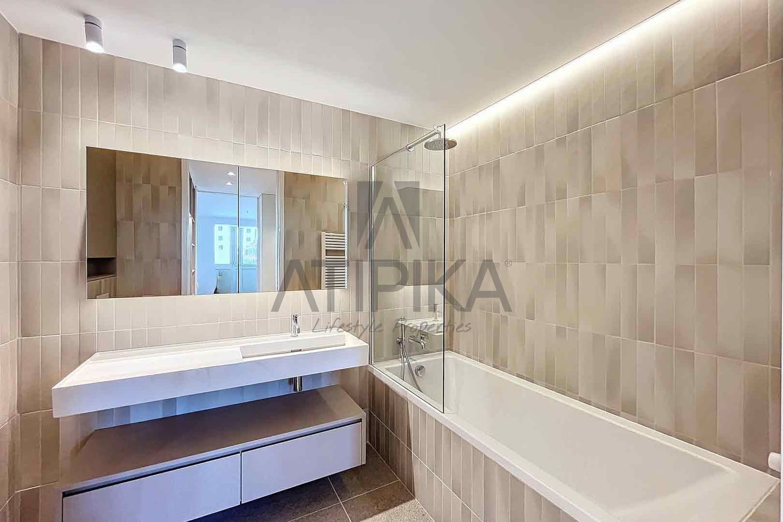 2 bedroom Apartment for sale in Barcelona city - € 1,890,000 (Ref: 7857433)