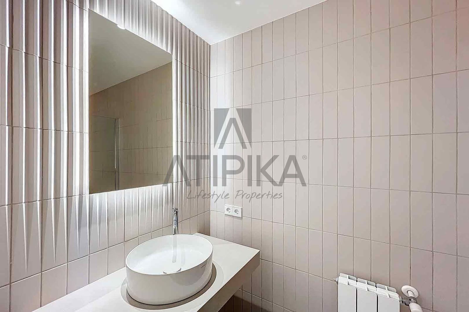 2 bedroom Apartment for sale in Barcelona city - € 1,890,000 (Ref: 7857433)