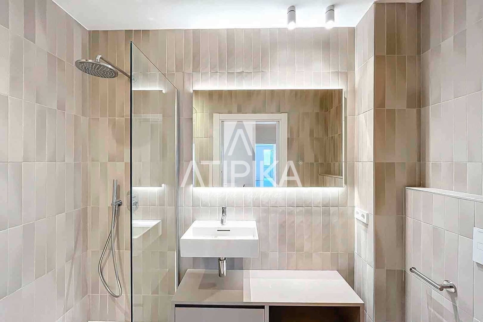 2 bedroom Apartment for sale in Barcelona city - € 1,750,000 (Ref: 7857436)