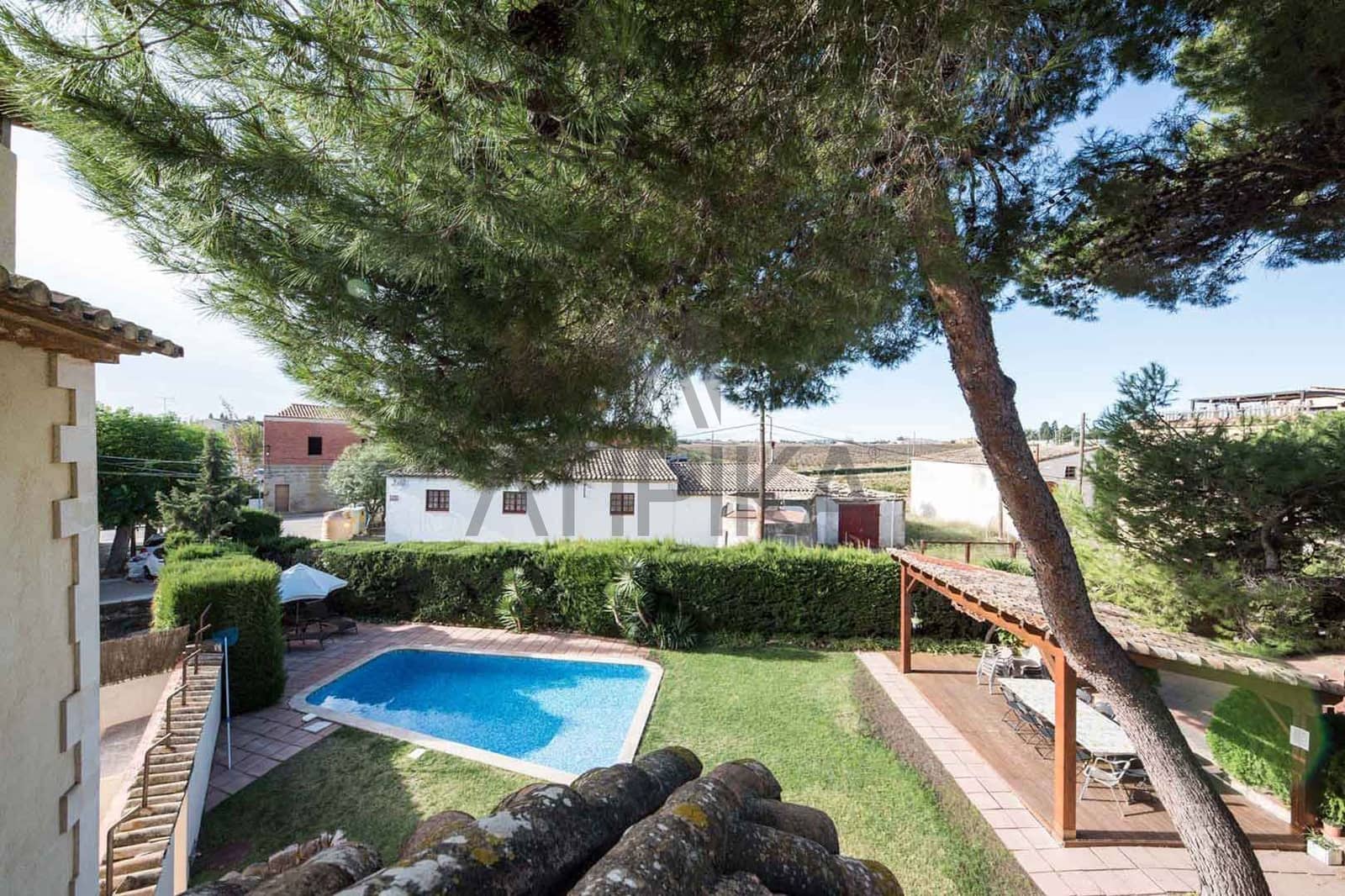 8 soveværelse Finca/Landehus til salg i Puigdalber med swimmingpool - € 1.925.000 (Ref: 7878997)