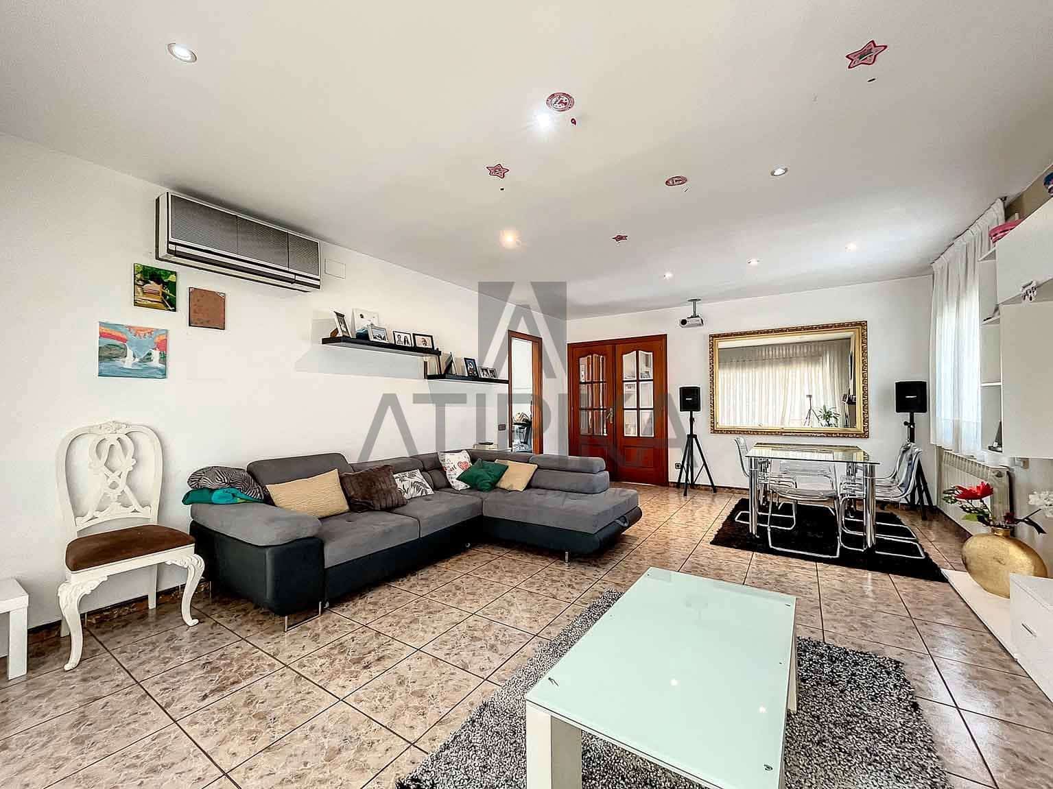 2 slaapkamer Commercieel te koop in Castelldefels - € 1.200.000 (Ref: 7890687)