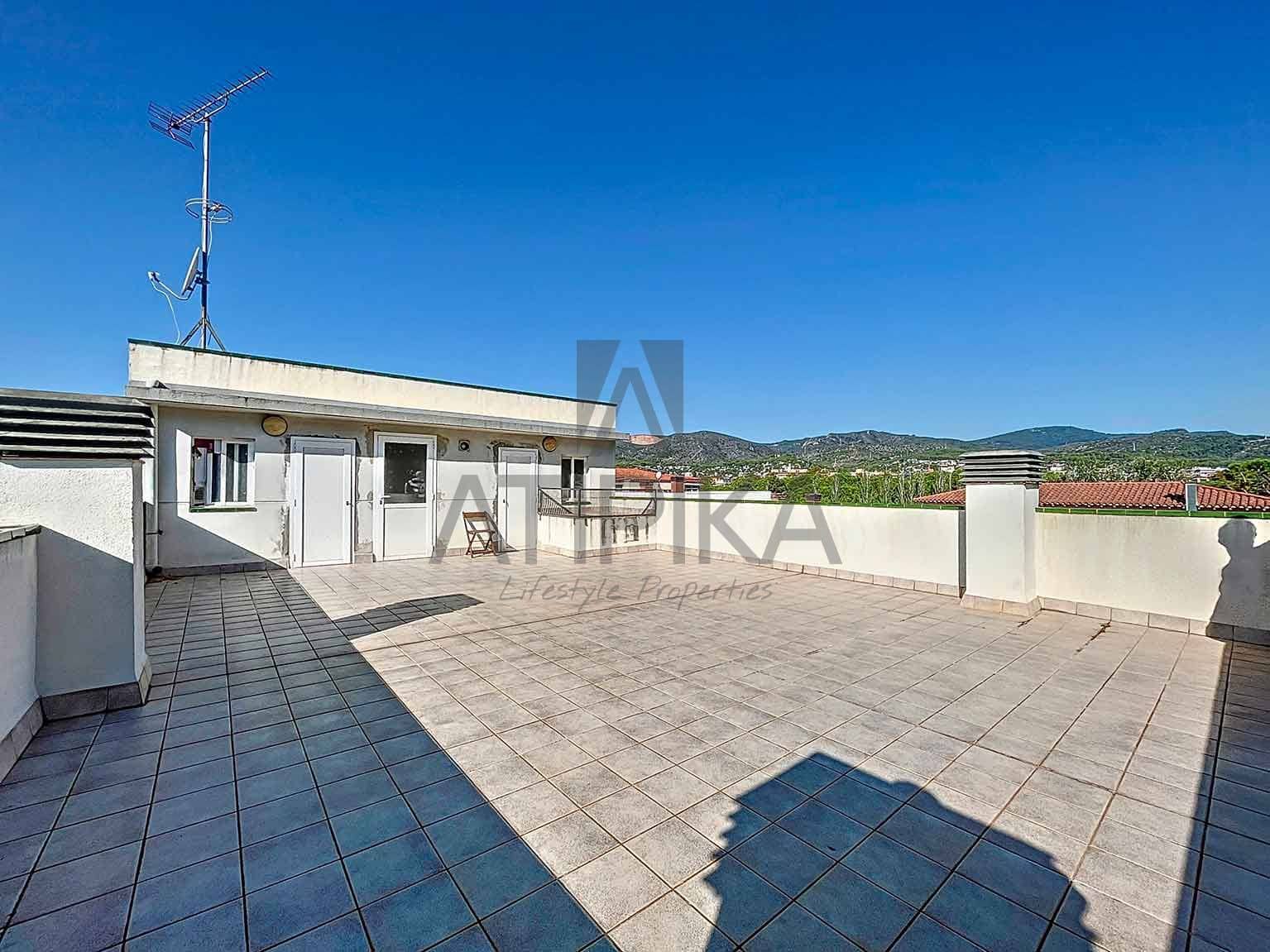 2 slaapkamer Commercieel te koop in Castelldefels - € 1.200.000 (Ref: 7890687)
