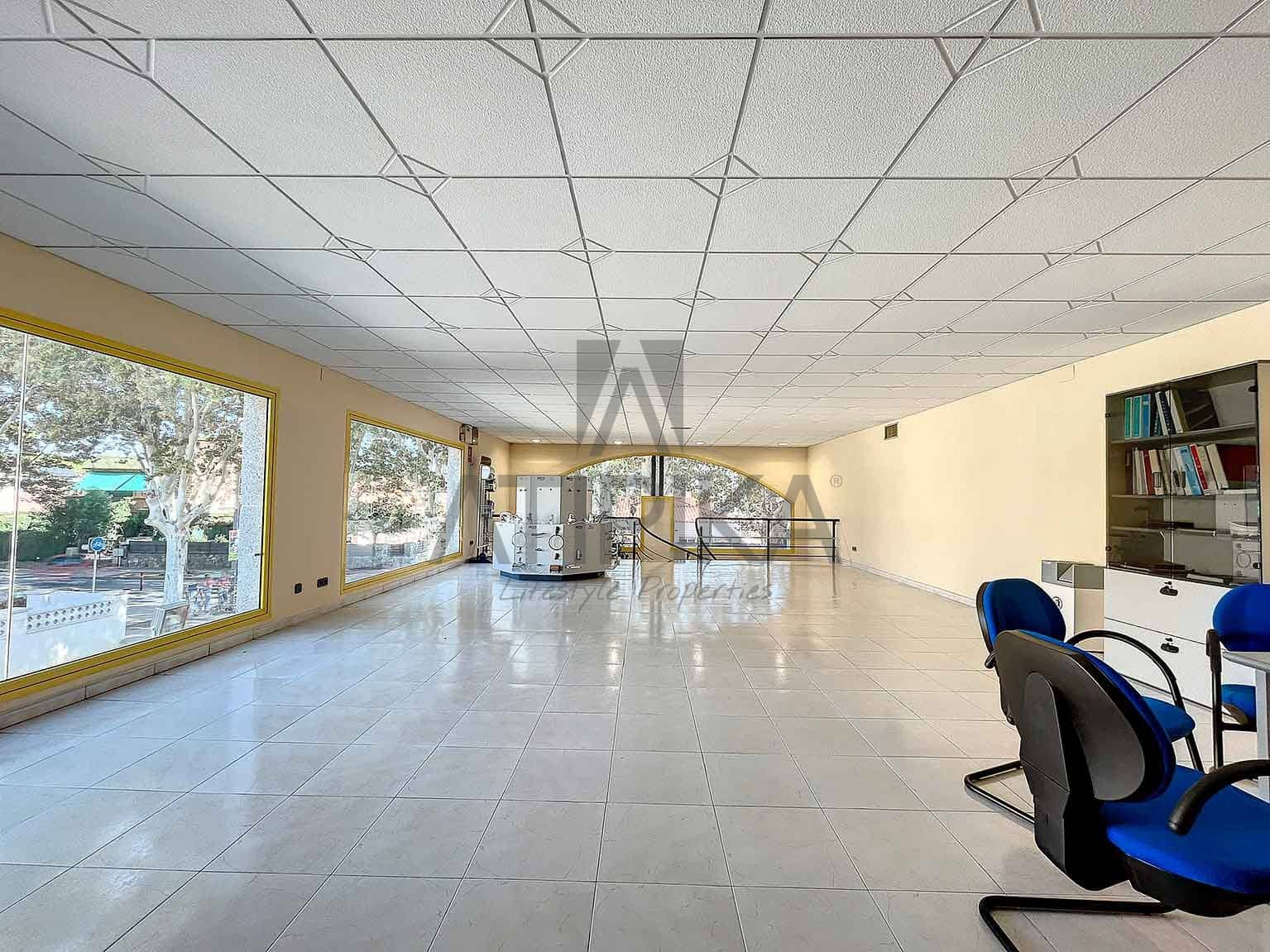 2 slaapkamer Commercieel te koop in Castelldefels - € 1.200.000 (Ref: 7890687)