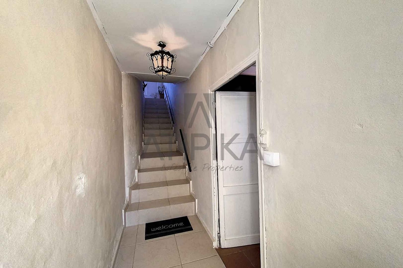 6 bedroom Villa for sale in Es Castell - € 520,000 (Ref: 7942228)