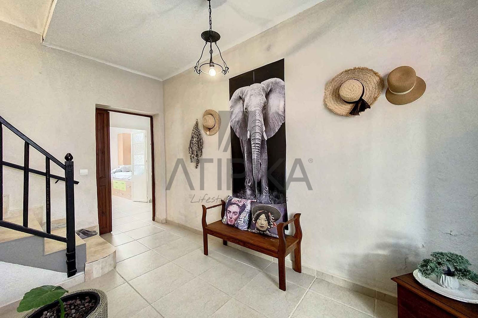 6 bedroom Villa for sale in Es Castell - € 520,000 (Ref: 7942228)