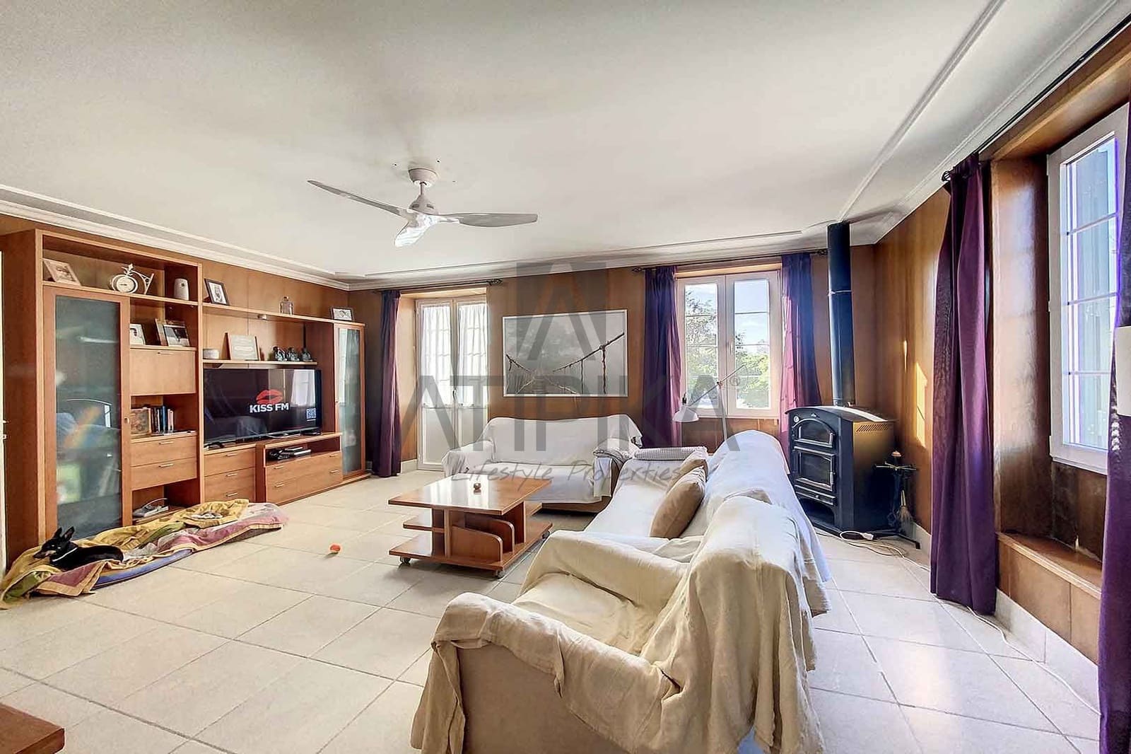 6 bedroom Villa for sale in Es Castell - € 520,000 (Ref: 7942228)