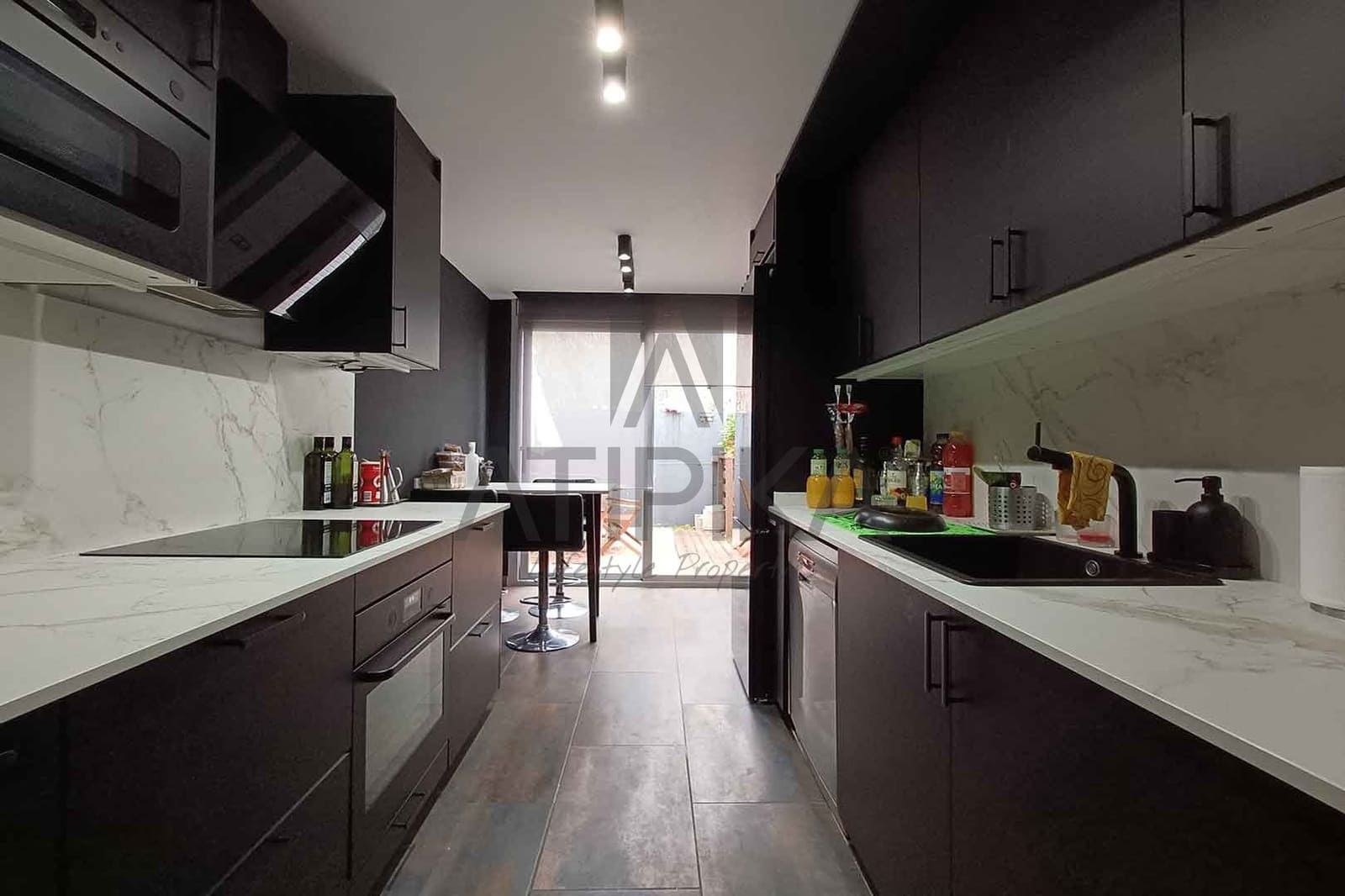 6 soveværelse Villa til salg i Sitges med swimmingpool - € 1.050.000 (Ref: 7976600)