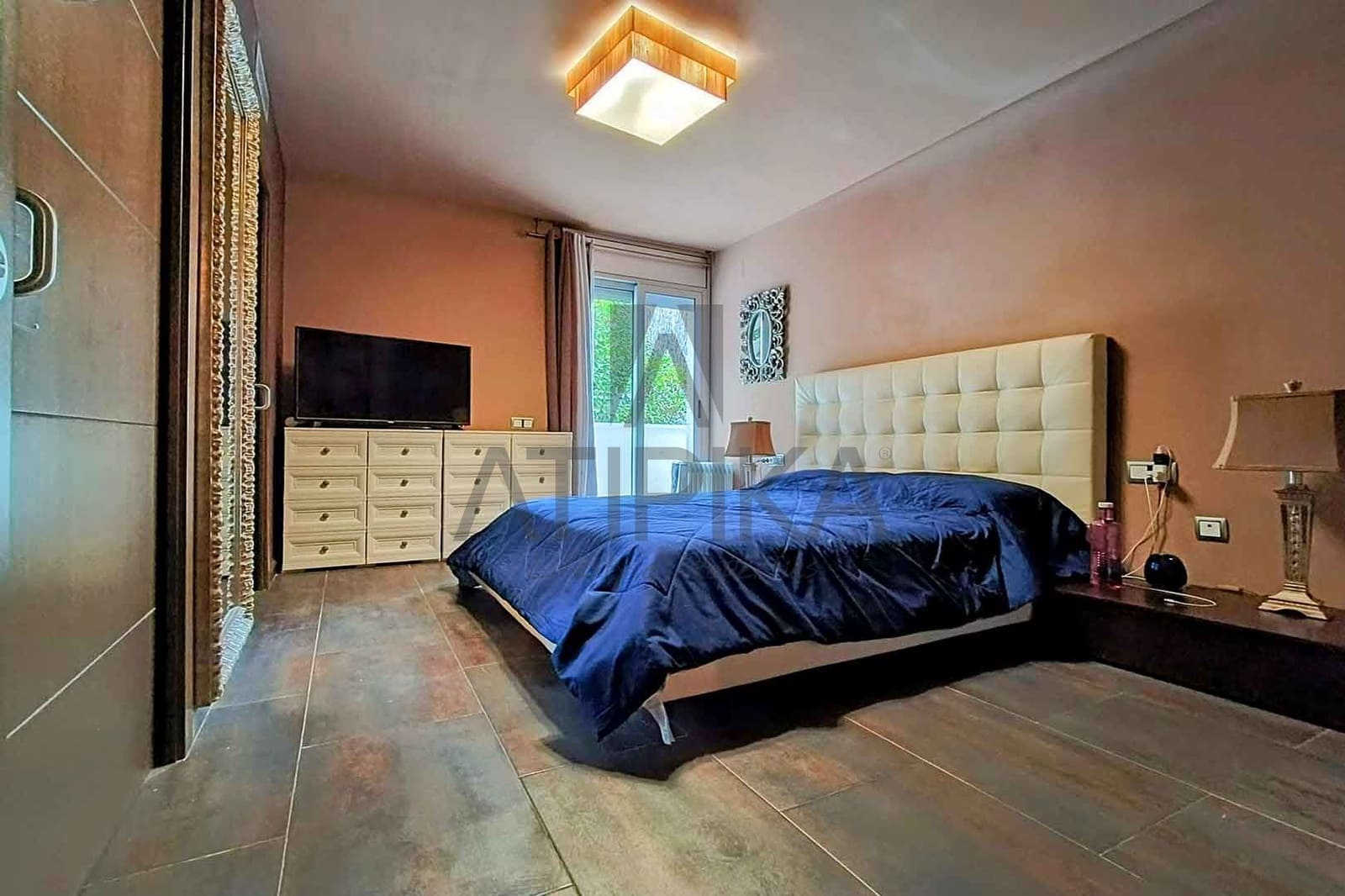 6 soveværelse Villa til salg i Sitges med swimmingpool - € 1.050.000 (Ref: 7976600)