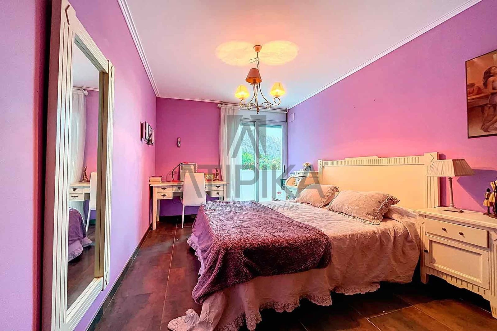 6 soveværelse Villa til salg i Sitges med swimmingpool - € 1.050.000 (Ref: 7976600)