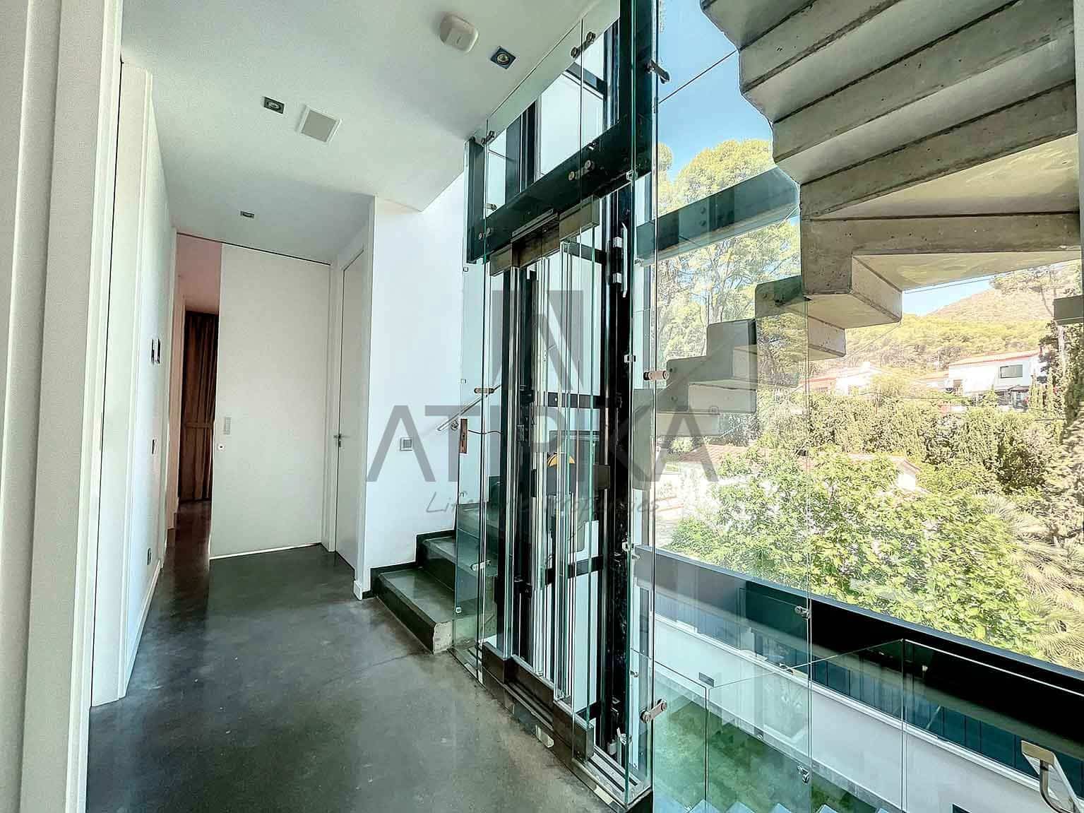 5 quarto Moradia para venda em Castelldefels com piscina - 2 400 000 € (Ref: 7979100)