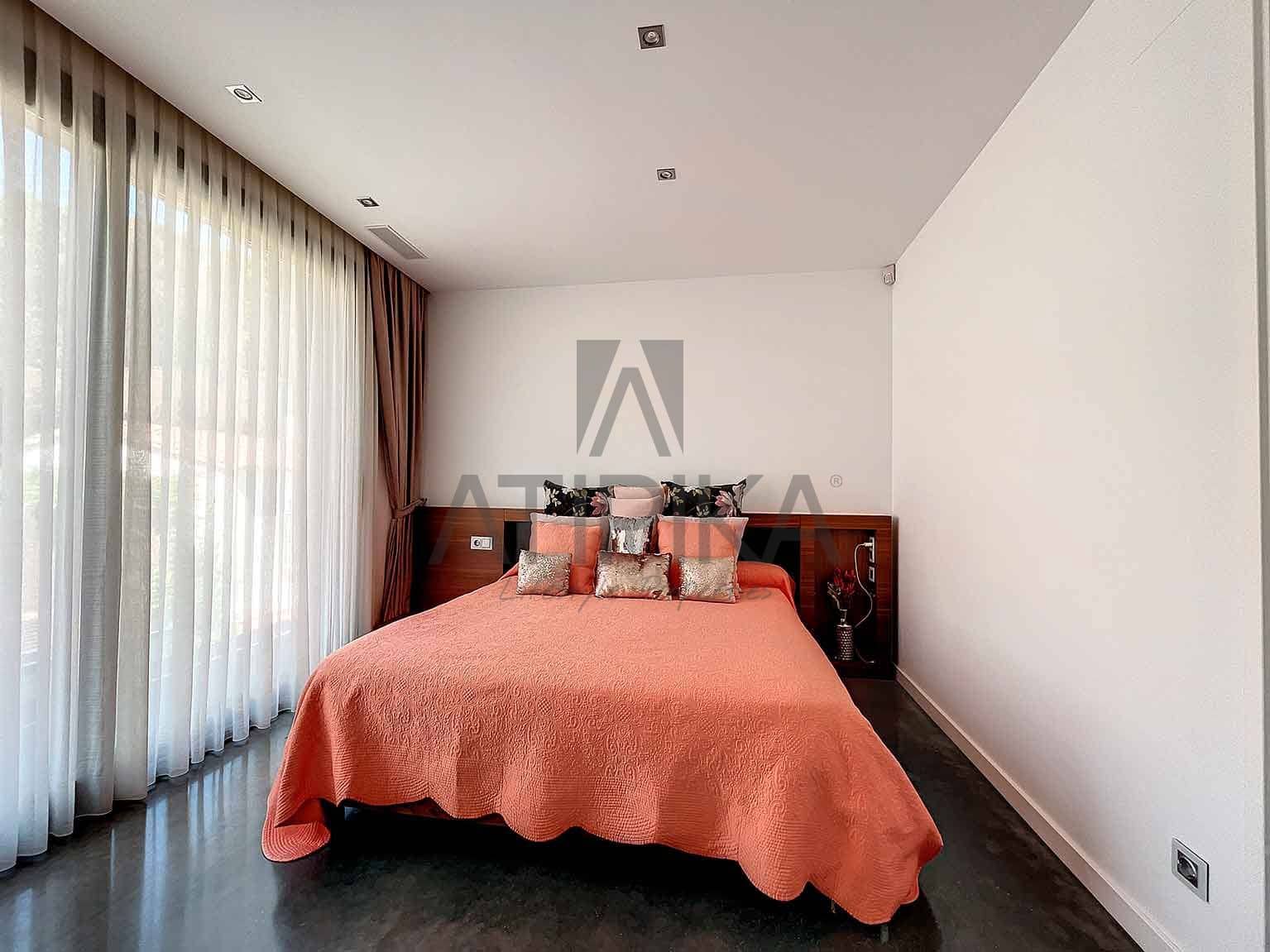 5 quarto Moradia para venda em Castelldefels com piscina - 2 400 000 € (Ref: 7979100)