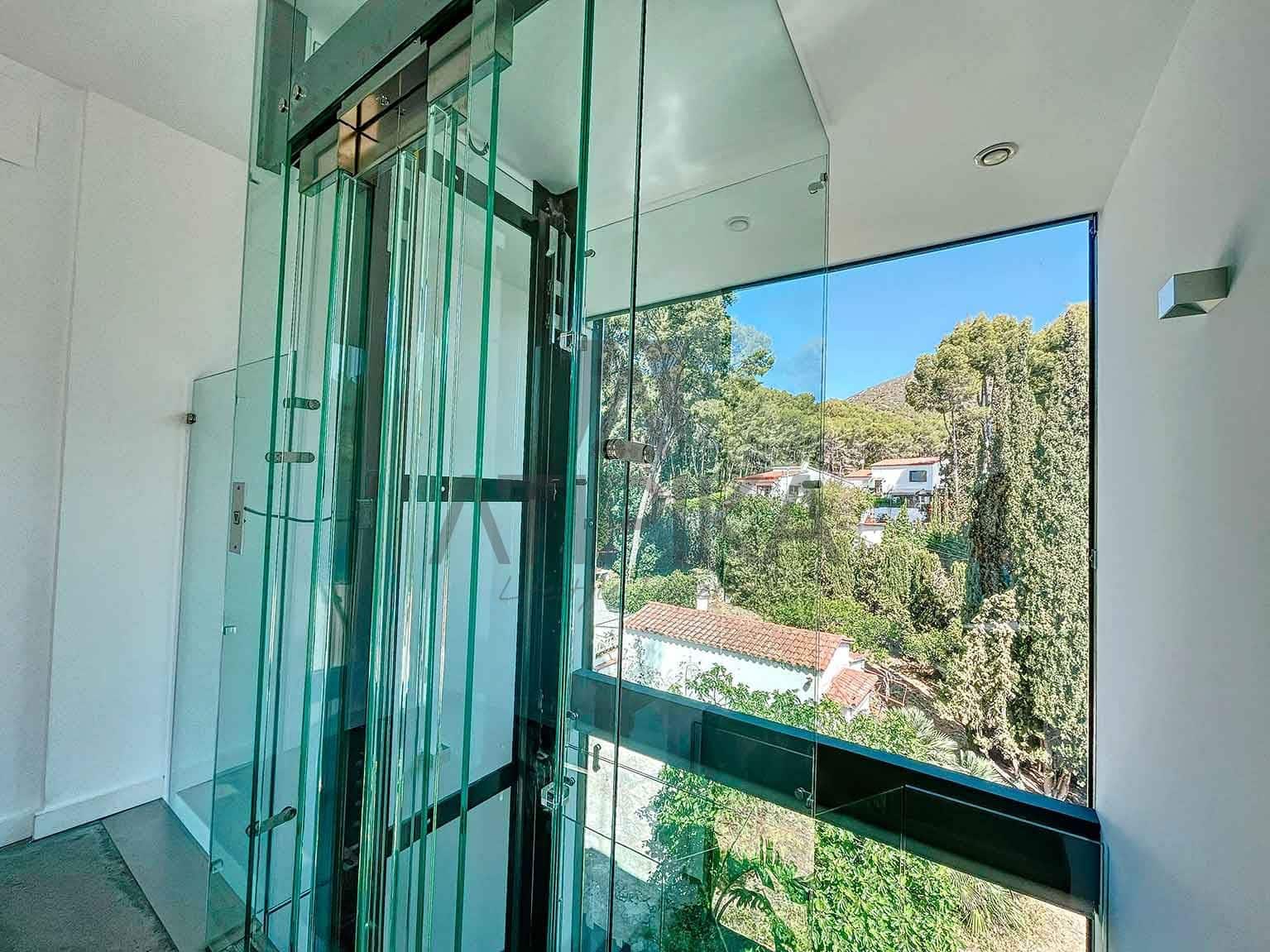 5 quarto Moradia para venda em Castelldefels com piscina - 2 400 000 € (Ref: 7979100)